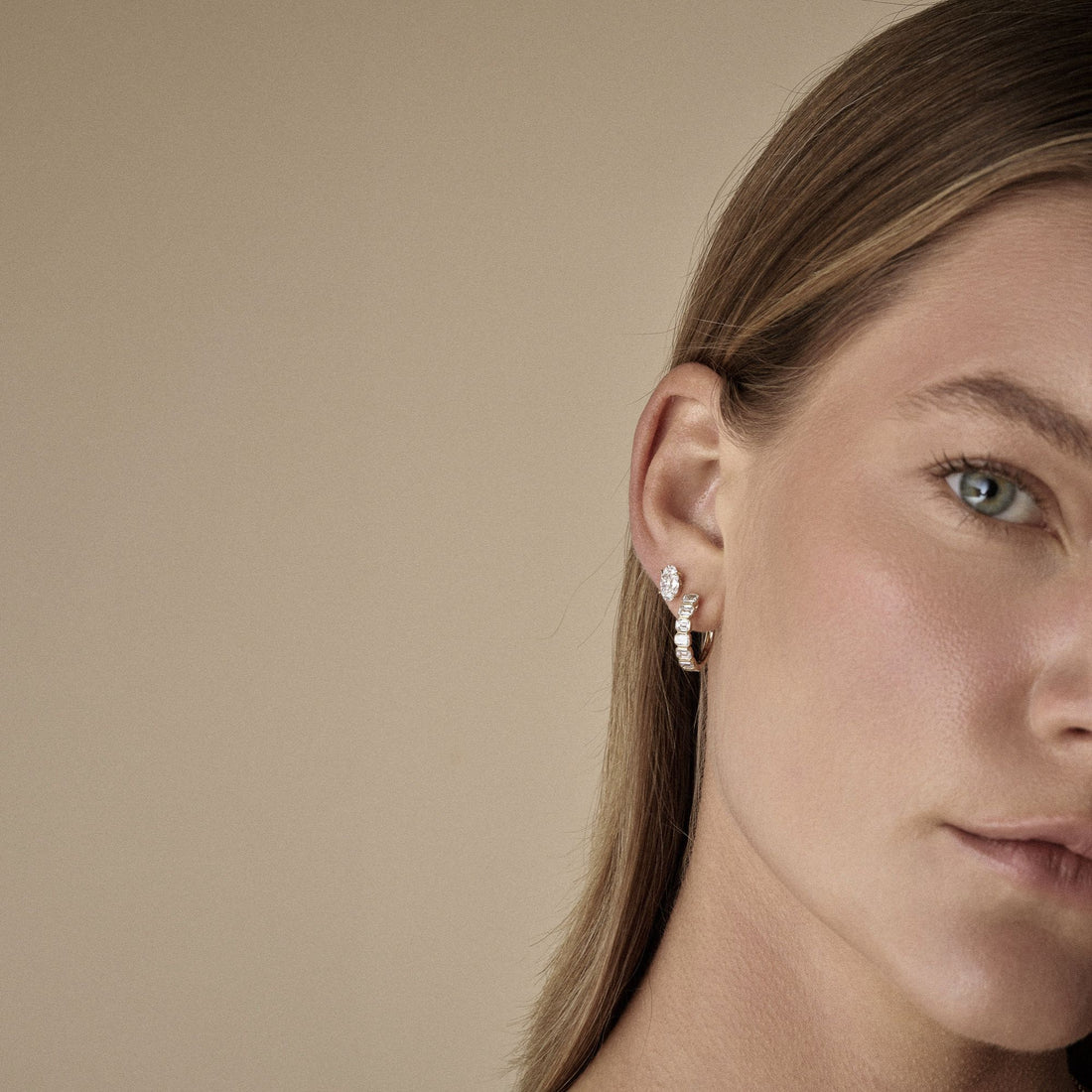 Olive Oval Stud Earrings