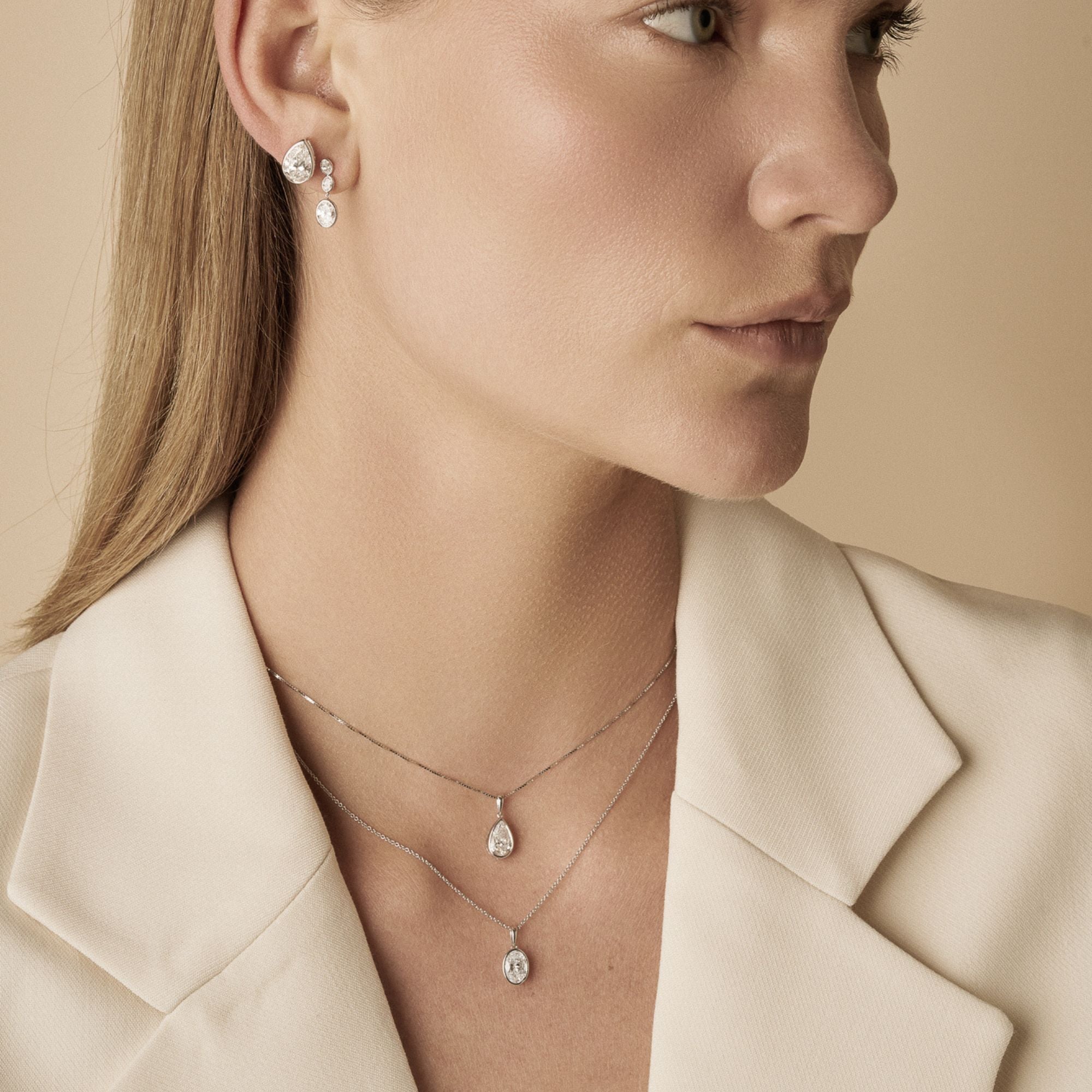 Wren Pear Bezel Pendant