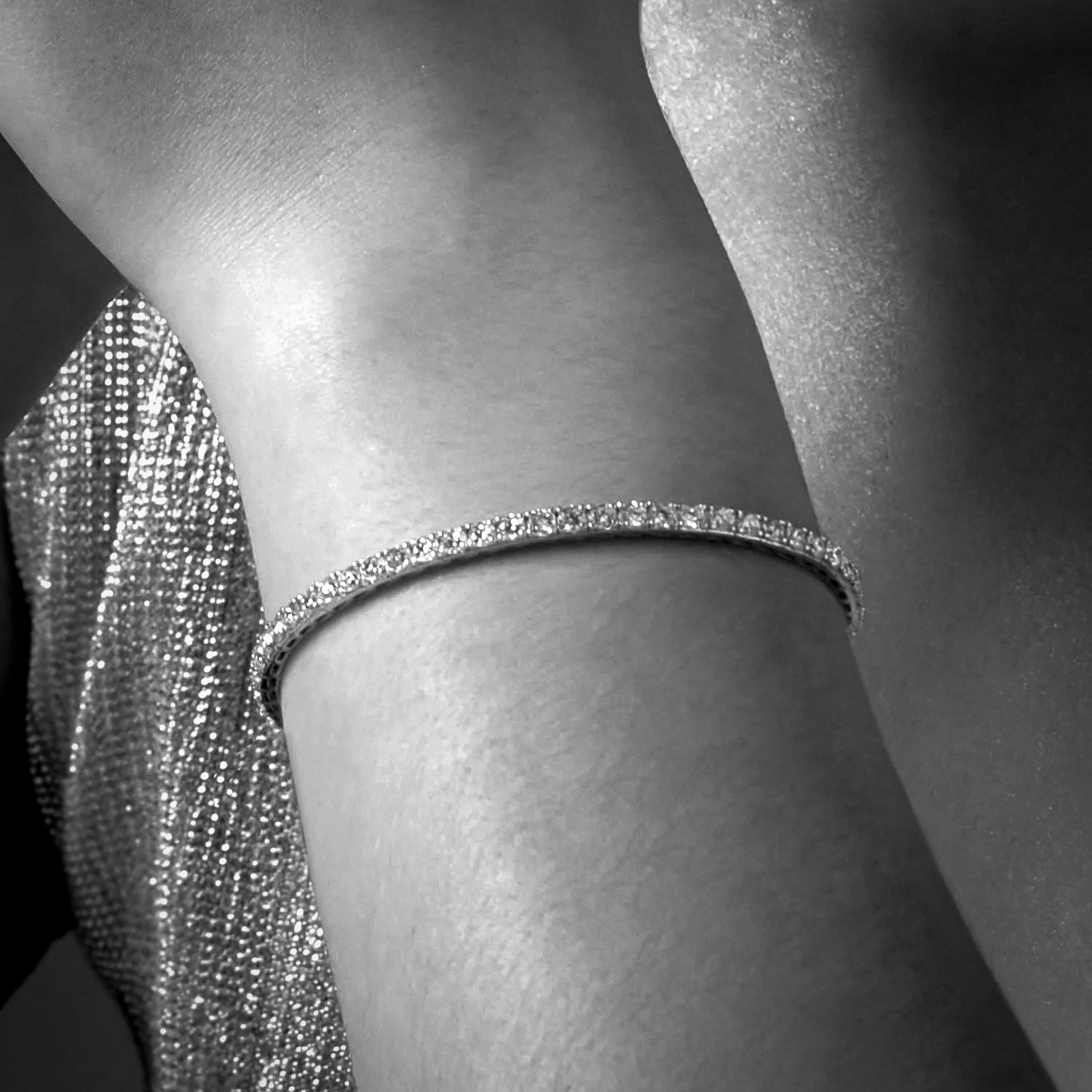 NEVE FLEXIBLE DIAMOND BANGLE Bracelet Noble Jewellery