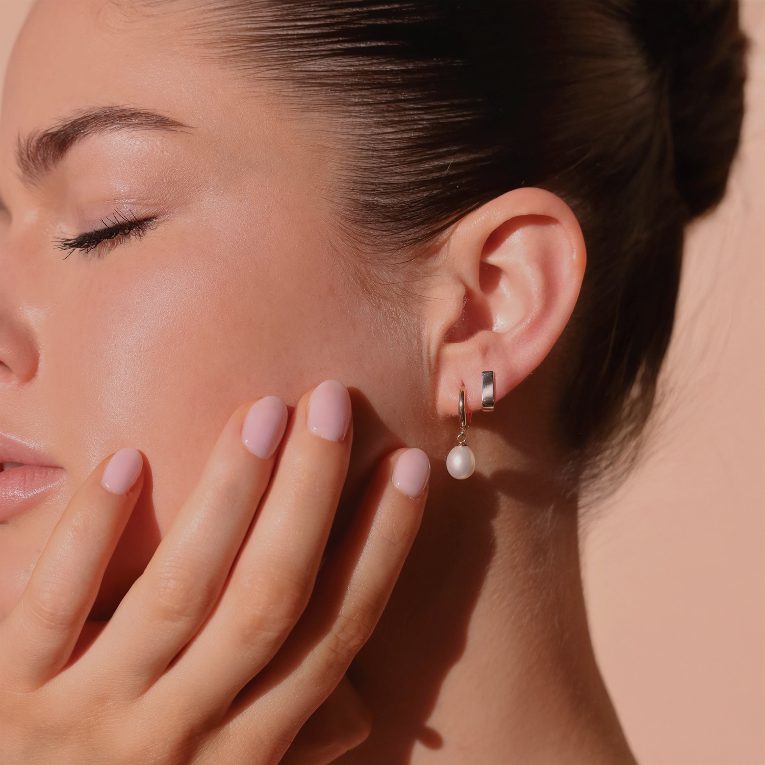 Nora Square Edge Huggies Earrings NOBLE